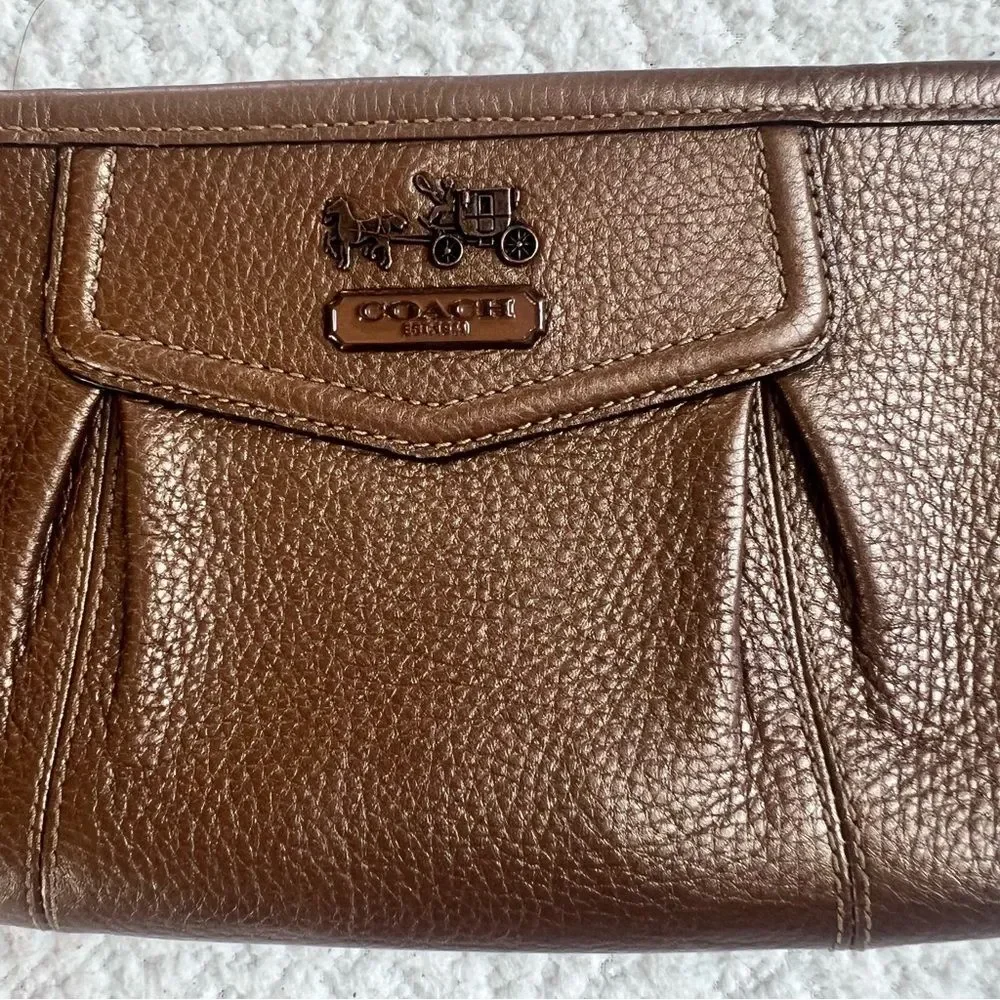 Coach Metallic Pebbled Bronze Pleated Coach Glam Wristlet Clutch Purse #43225